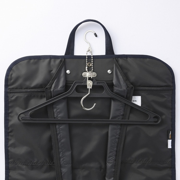 ace.／エース デュラムーブ 68135 ガーメントバッグ(01：ブラック