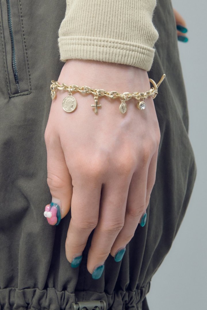 アッセンブル コイン チャーム ブレスレット – GOLDY Onlinestore