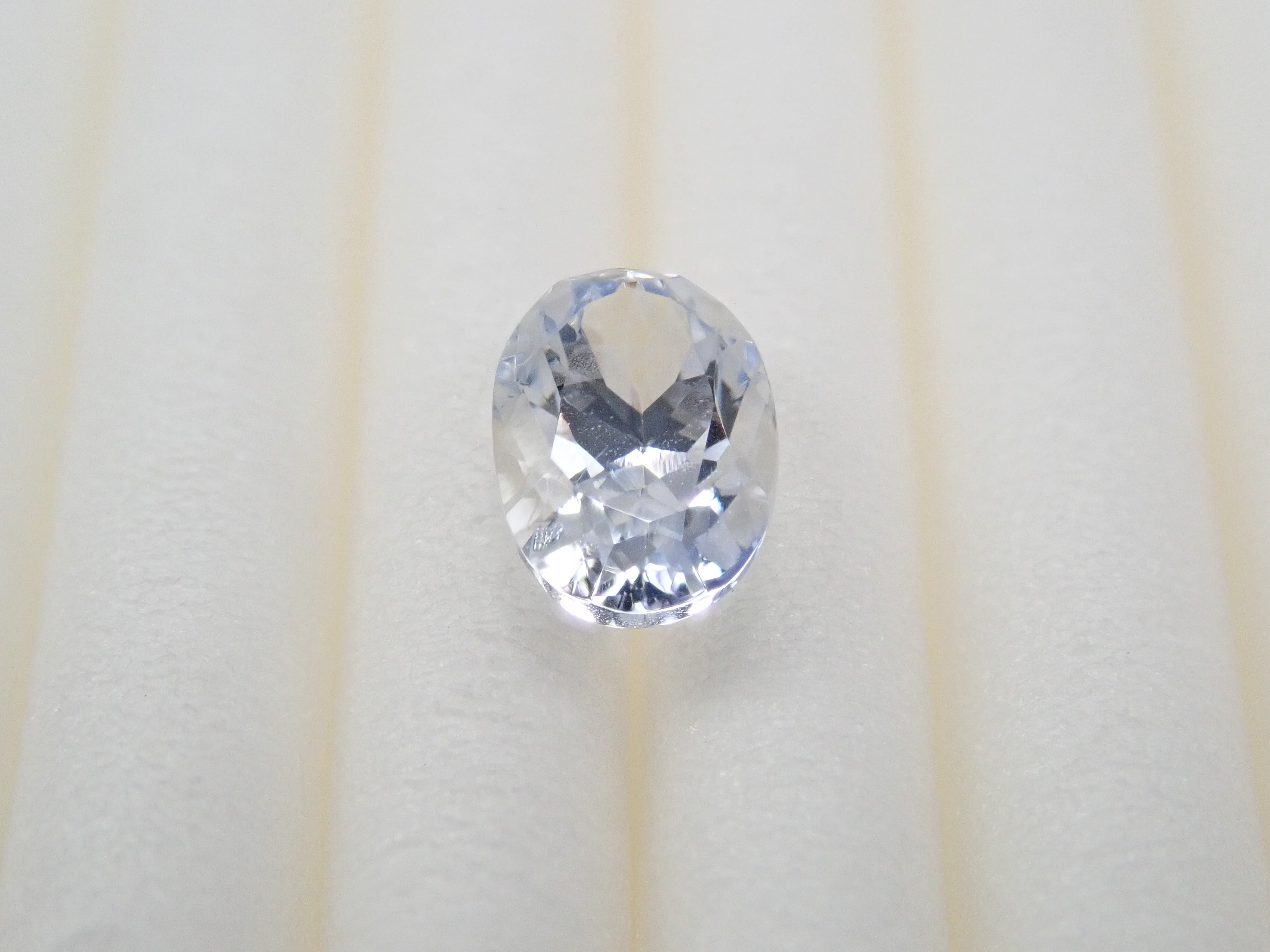 ブルーサファイア（アイスブルー） 0.584ctルース