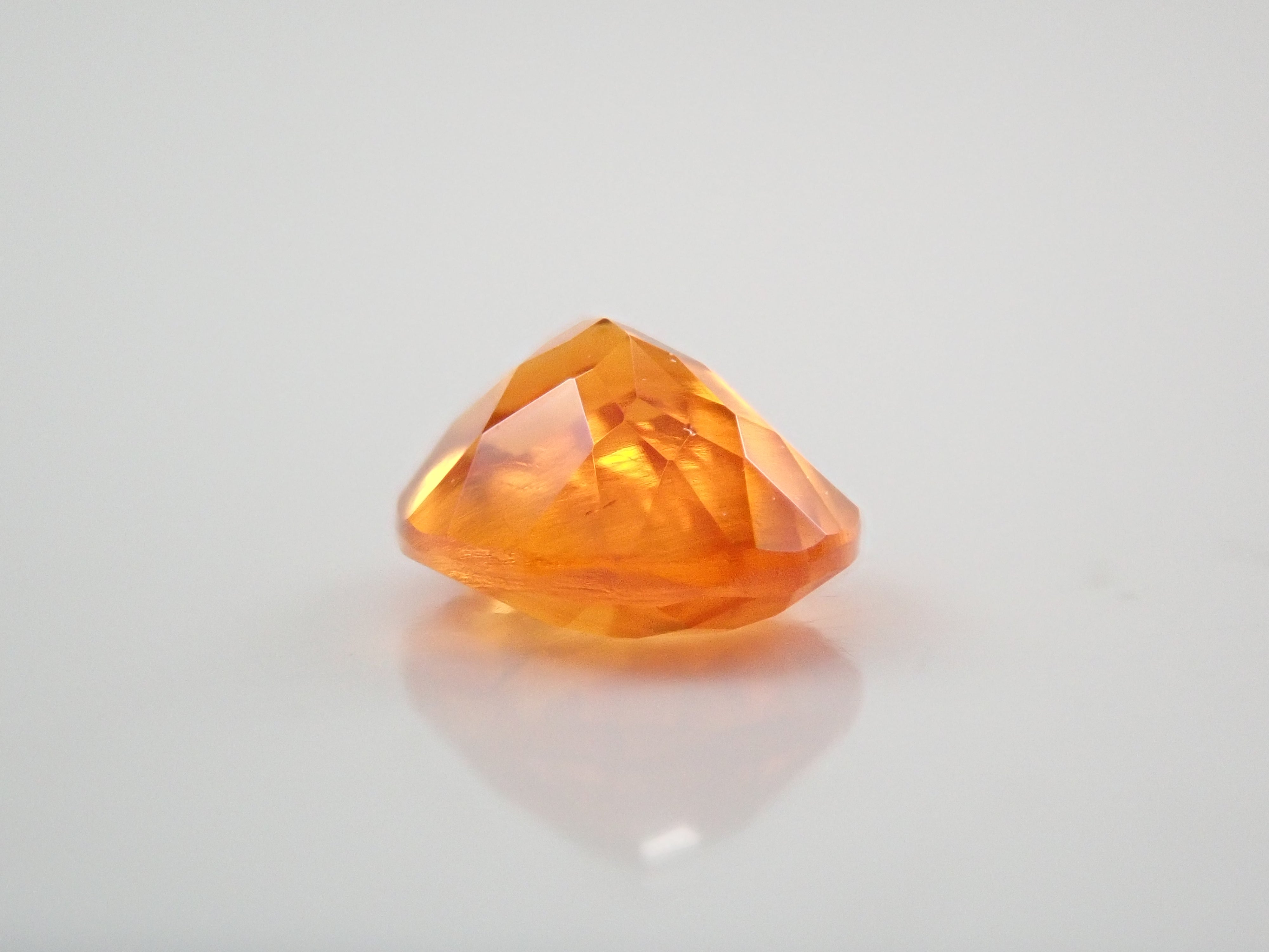 マンダリンガーネット 0.359ctルース