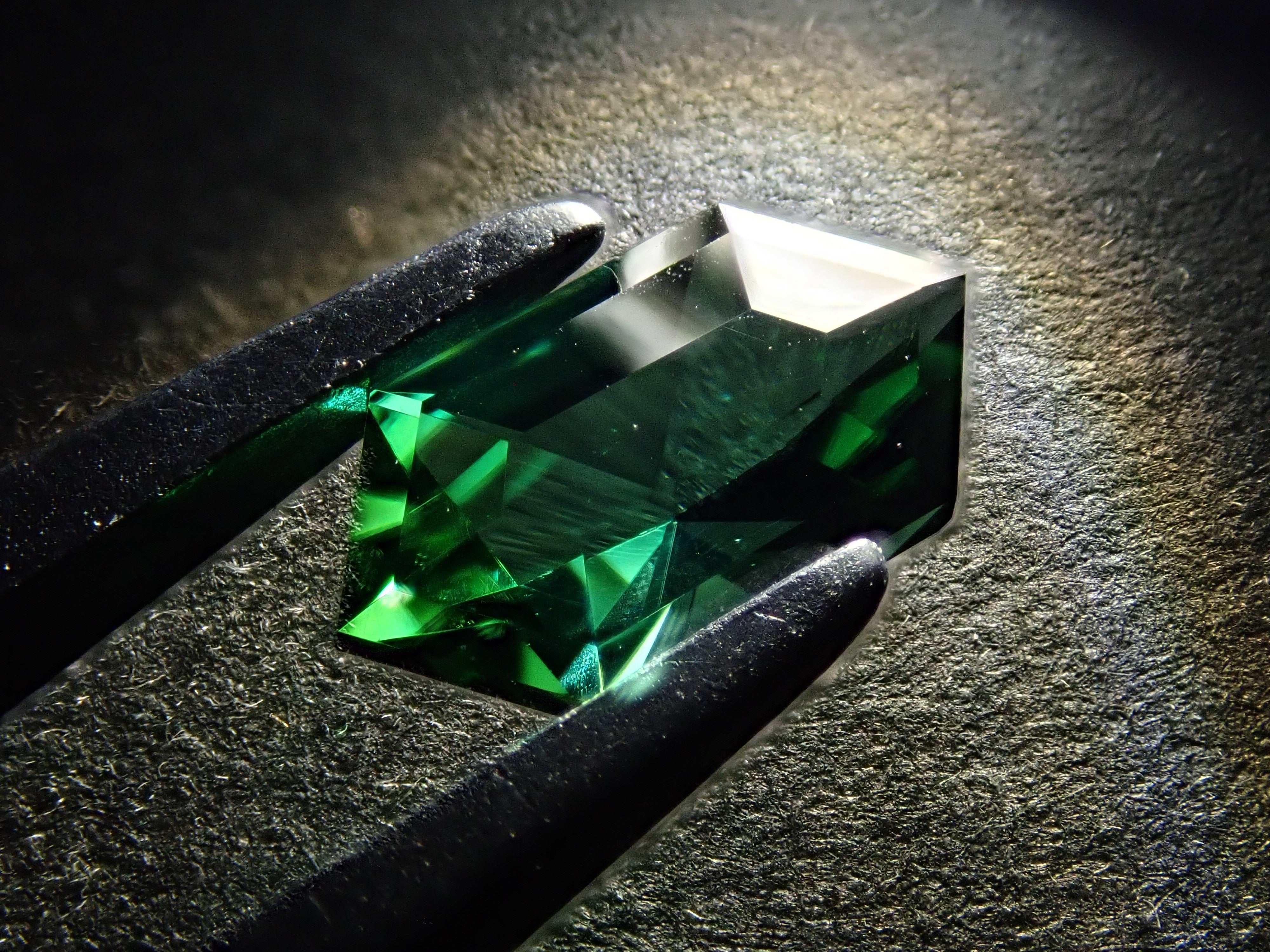 グリーントルマリン 1.258ctルース