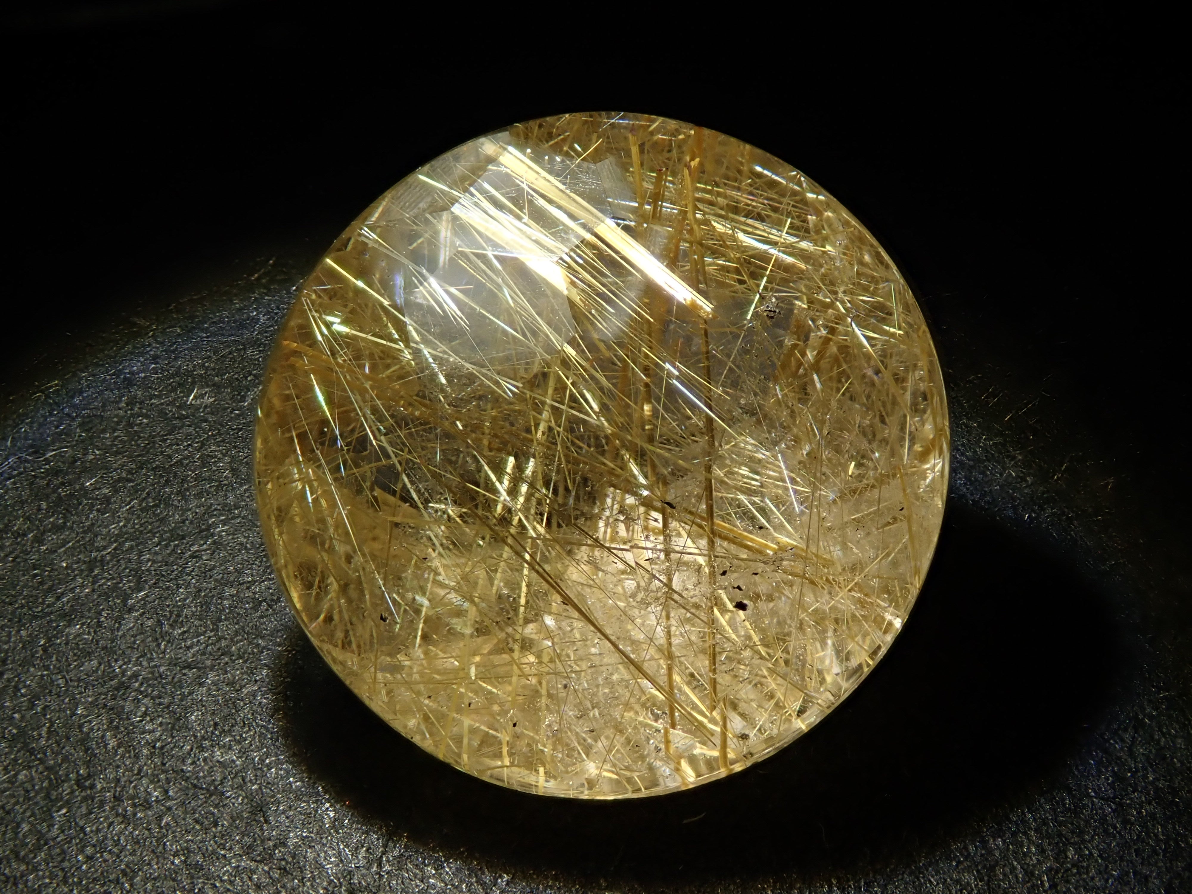 ブラジル産ルチルクォーツ（ルチルレイテッドクォーツ） 5.333ctルース