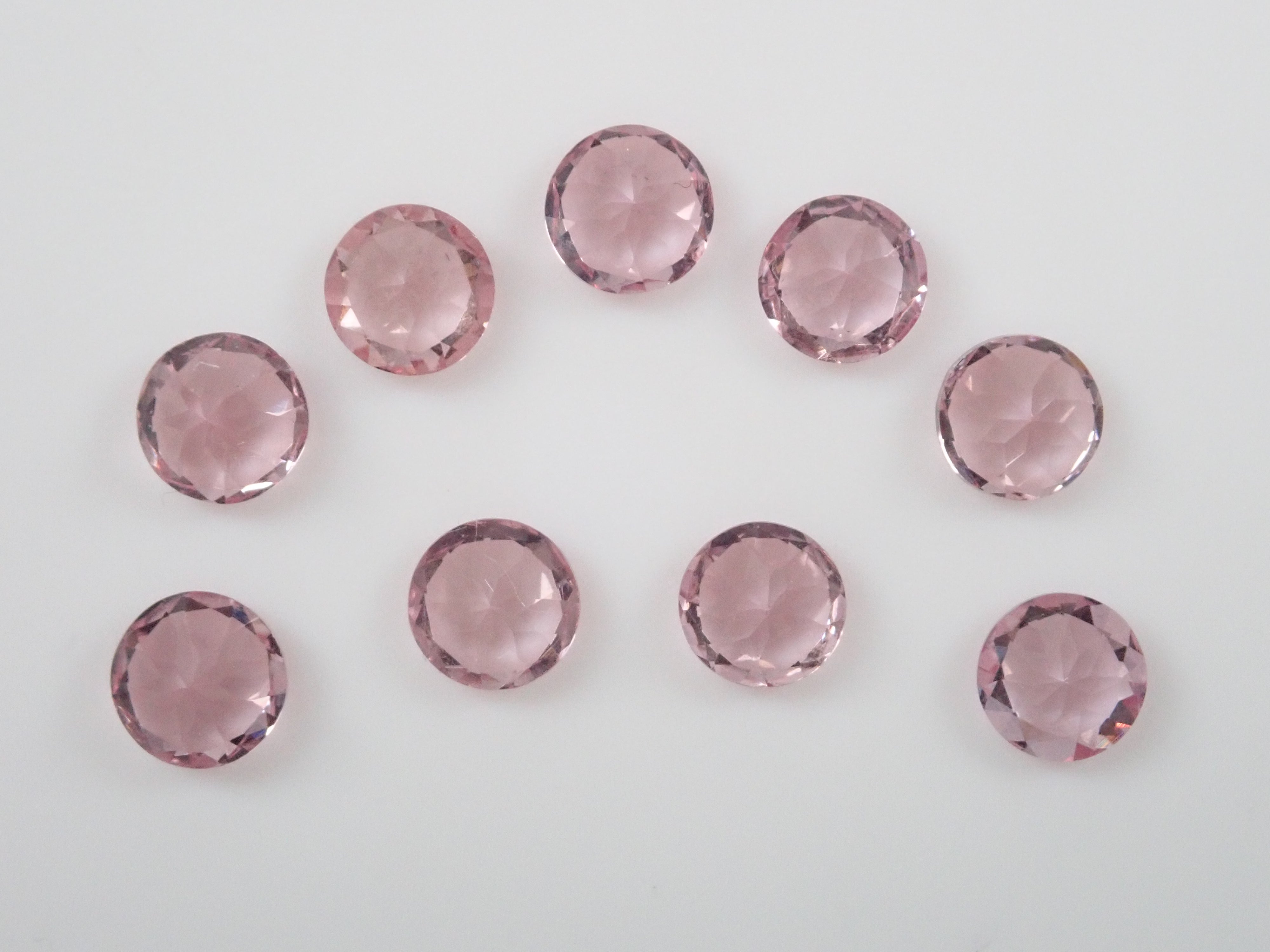 ドラゴンガーネット1石（4.5mm,ラウンドカット）《ツーソン話題の石