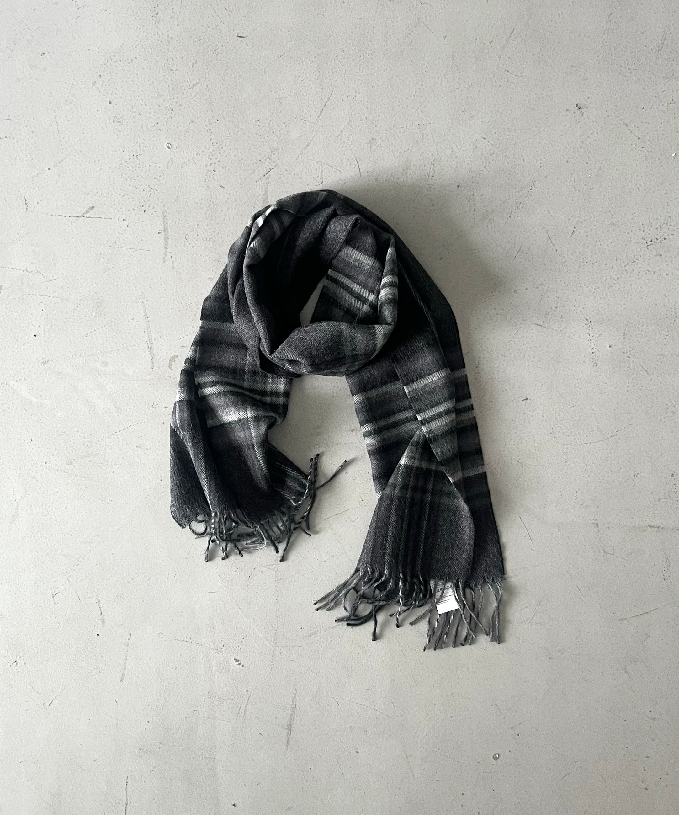 The Inoue Brothers 【ザイノウエブラザーズ】Brushed scarf check