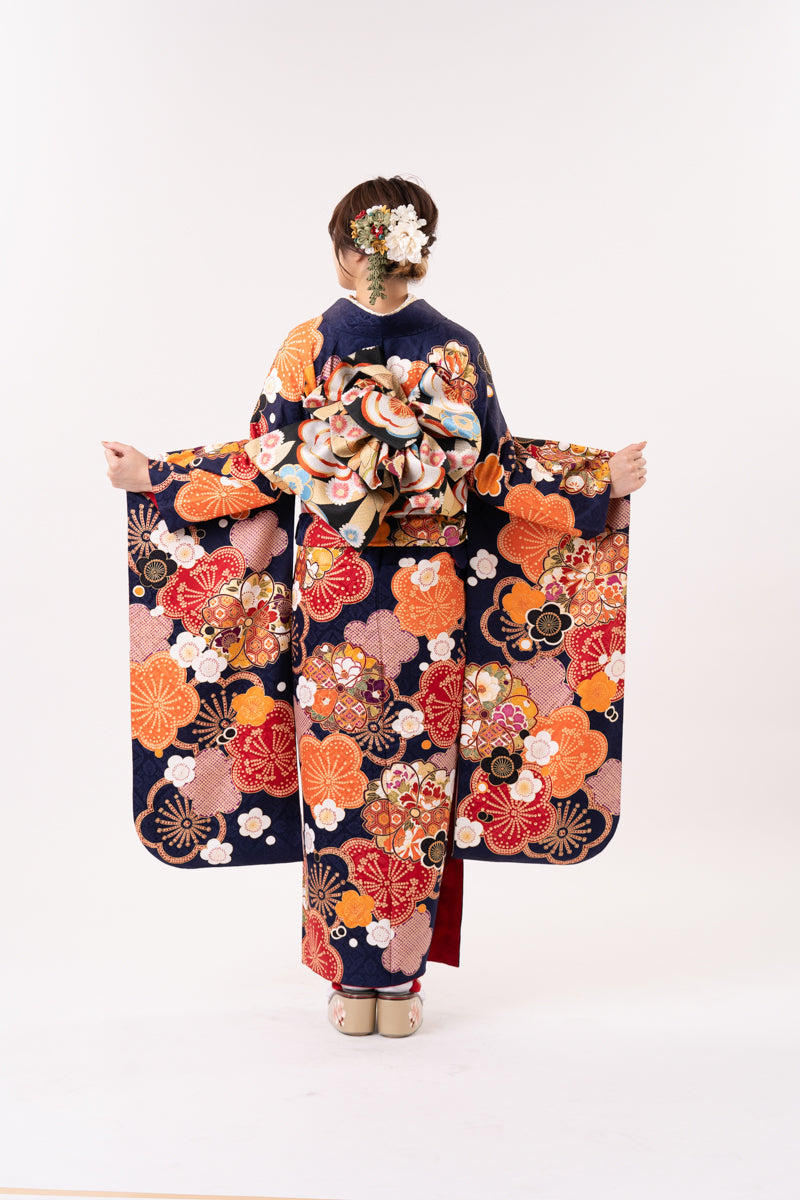 紺地 オレンジ花柄 正絹振袖【120】 – SAKURA TOKYO