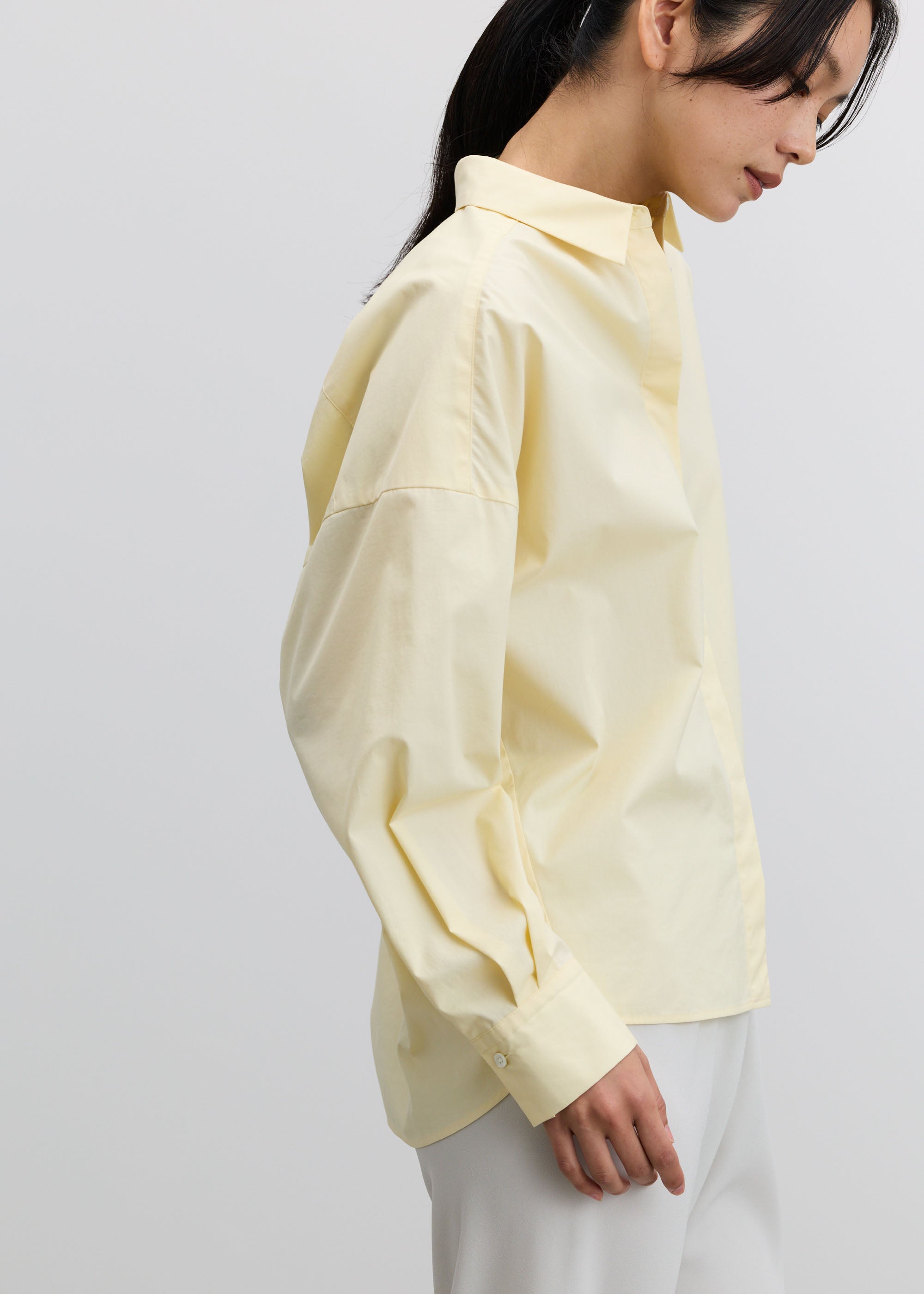 コクーンシャツ - SOÉJU online store｜上質な大人の女性のためのトップス