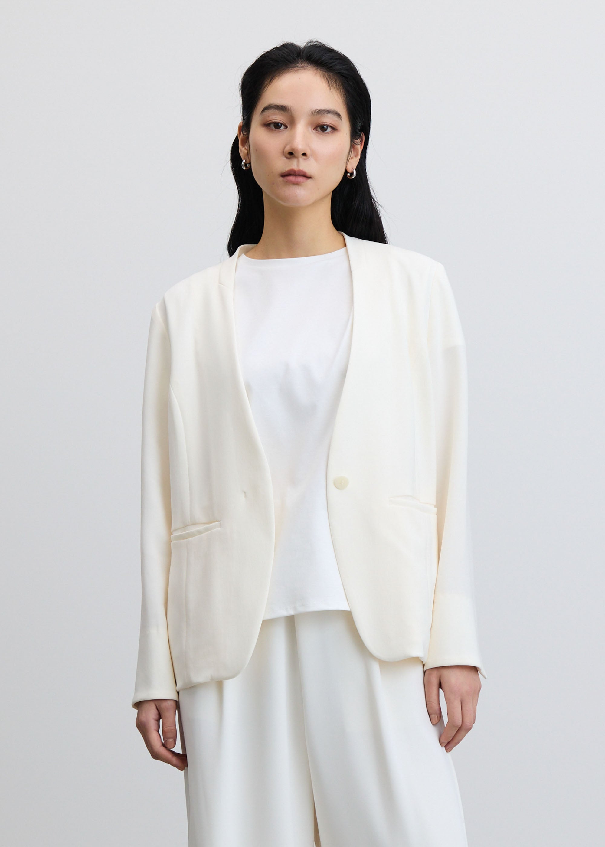 ノーカラージャケット - SOÉJU online store｜上質な大人の女性のため