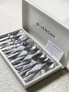 2026年最新】GIVENCHYカトラリーセットの人気アイテム - メルカリ