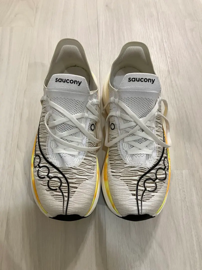 2026年最新】サッカニー エンドルフィンエリートの人気アイテム - メルカリ