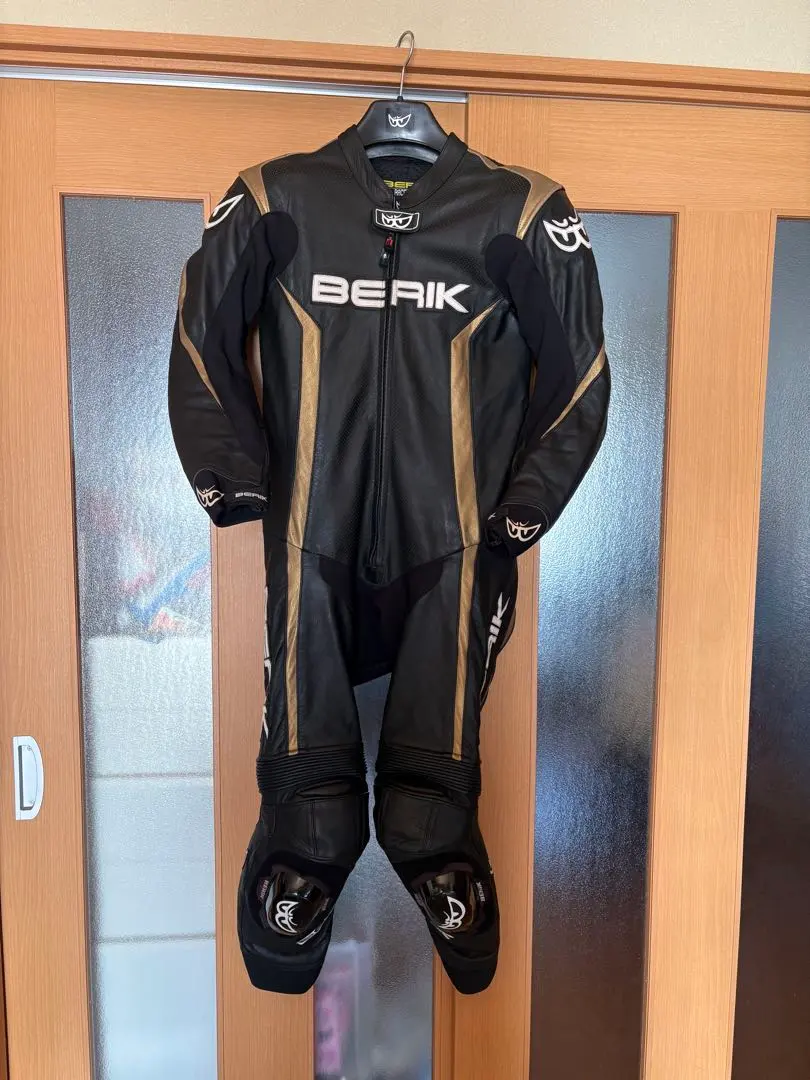 2026年最新】ベリック レーシングスーツ 48の人気アイテム - メルカリ