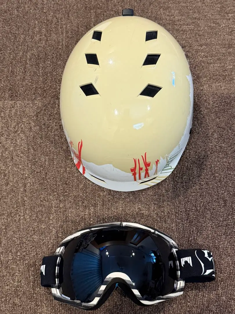 2026年最新】shredヘルメットの人気アイテム - メルカリ