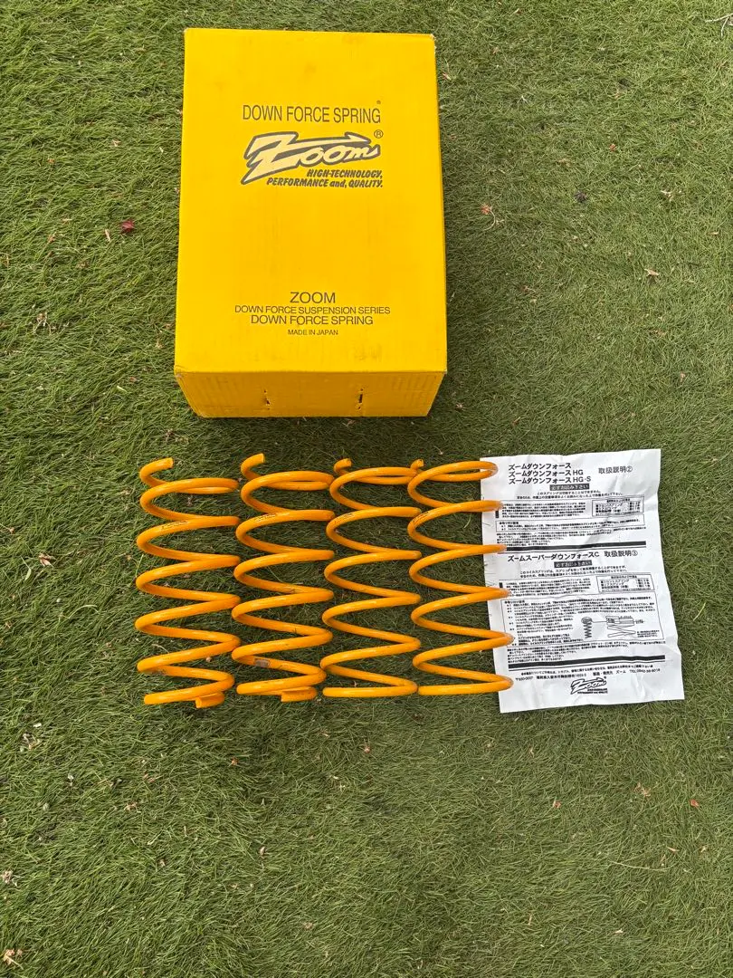 Zoom Down Force Spring 4本 パサートアルテオン各車共通