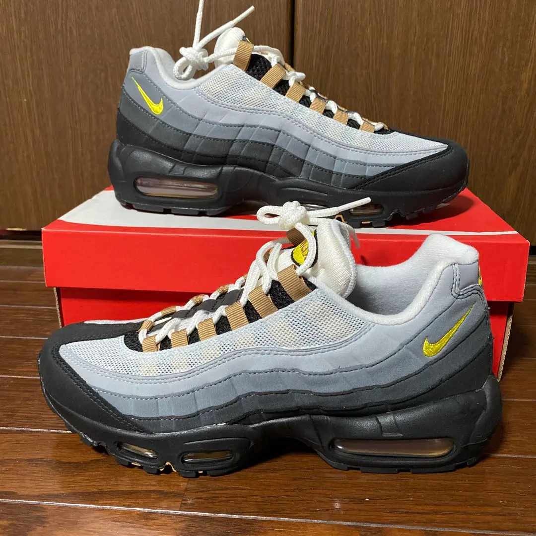 2026年最新】nike air max 95 iconsの人気アイテム - メルカリ
