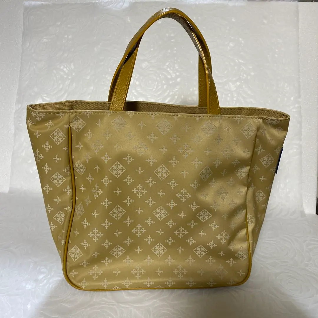 2026年最新】russet ラシット エブリデイトートの人気アイテム - メルカリ