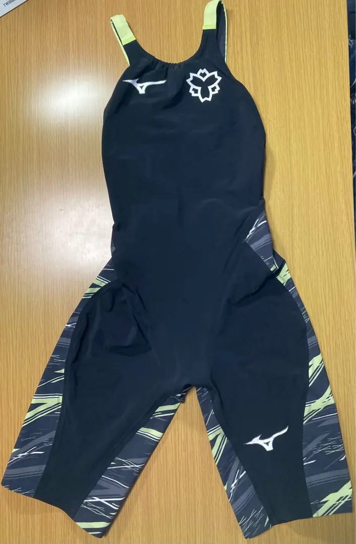 2026年最新】日体大 競泳水着の人気アイテム - メルカリ