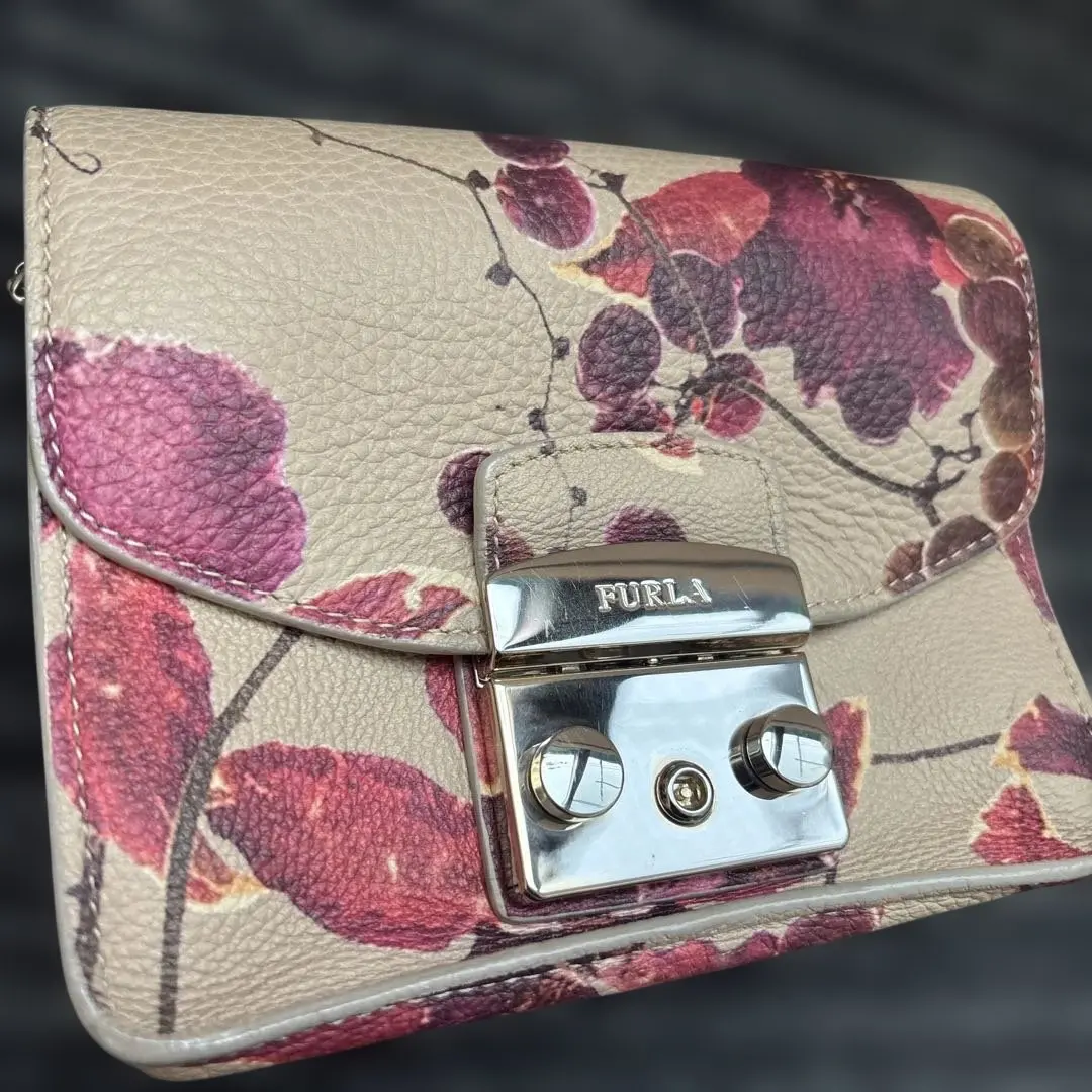 2026年最新】フルラ ニコライバーグマンの人気アイテム - メルカリ