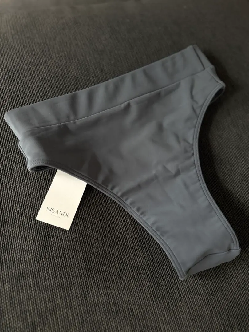 2026年最新】sisandiの人気アイテム - メルカリ