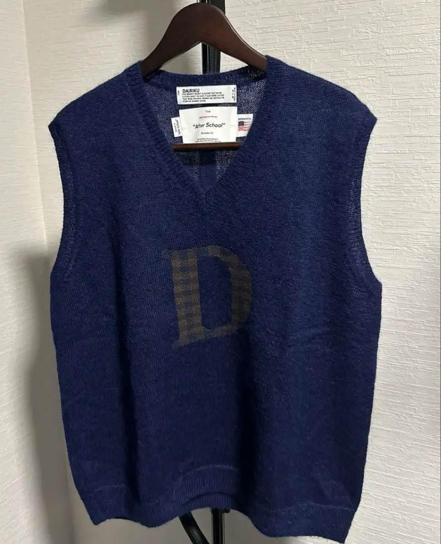 2026年最新】dairiku ニットベストの人気アイテム - メルカリ