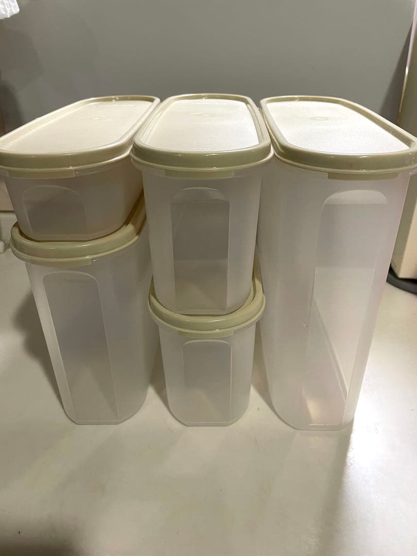 新品　未使用　タッパーウェア　スーパーオーバル5個セット　メルカリ便