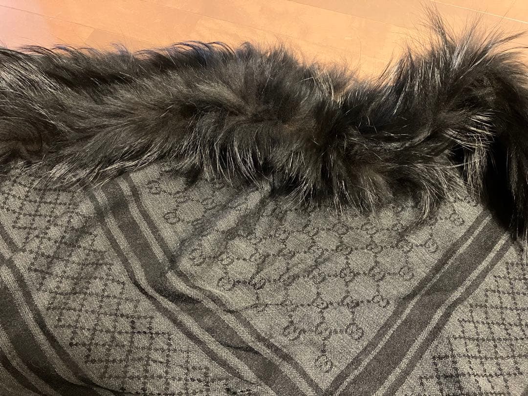 Gucci GG柄 シルク混 大判ストール フォックスファー 芸能人愛用