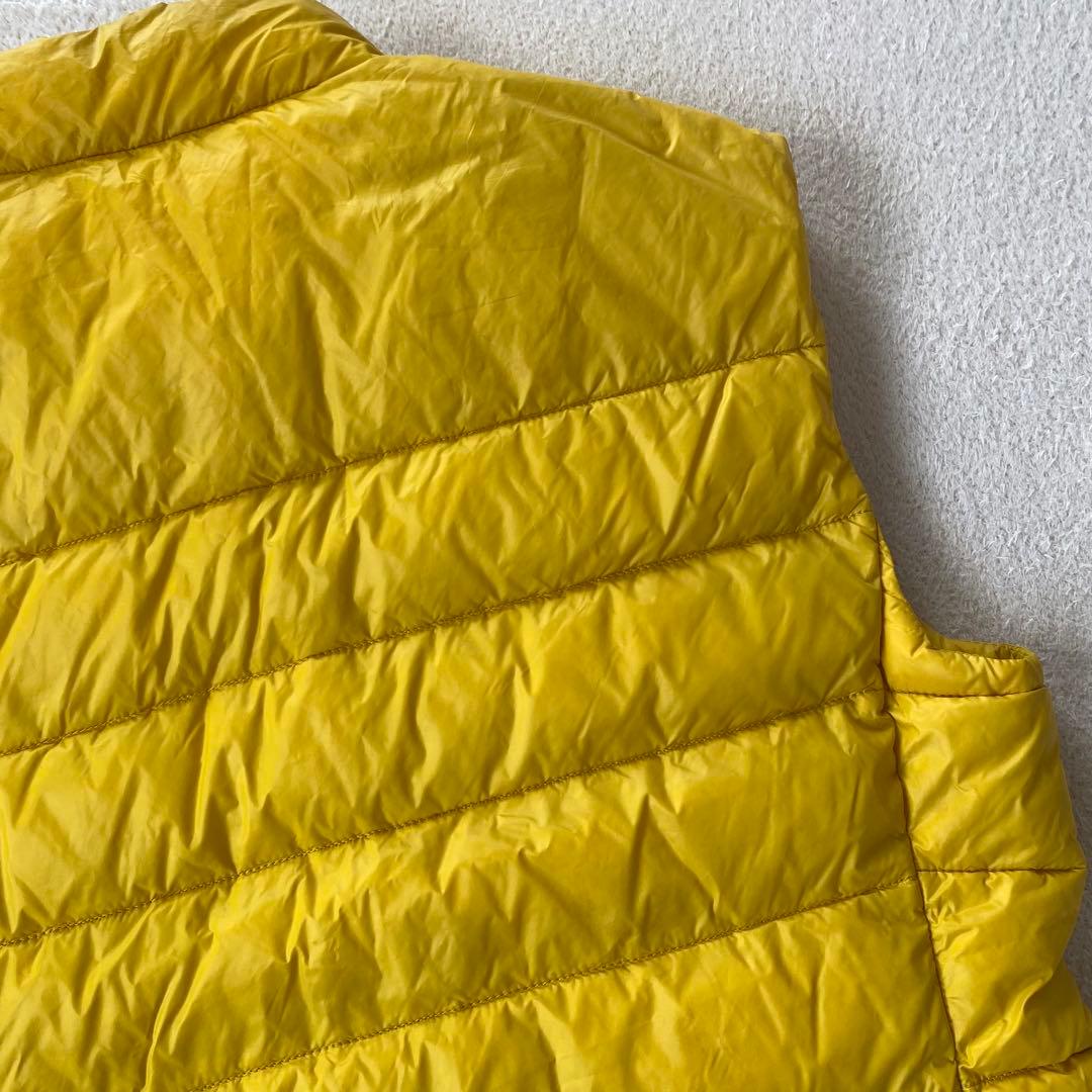 PRADA プラダ 三角ロゴ プレート ダウンベスト イエロー
