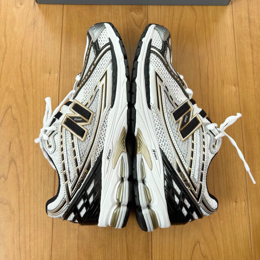 新品未使用　ニューバランス　M1906RA 28.0cm