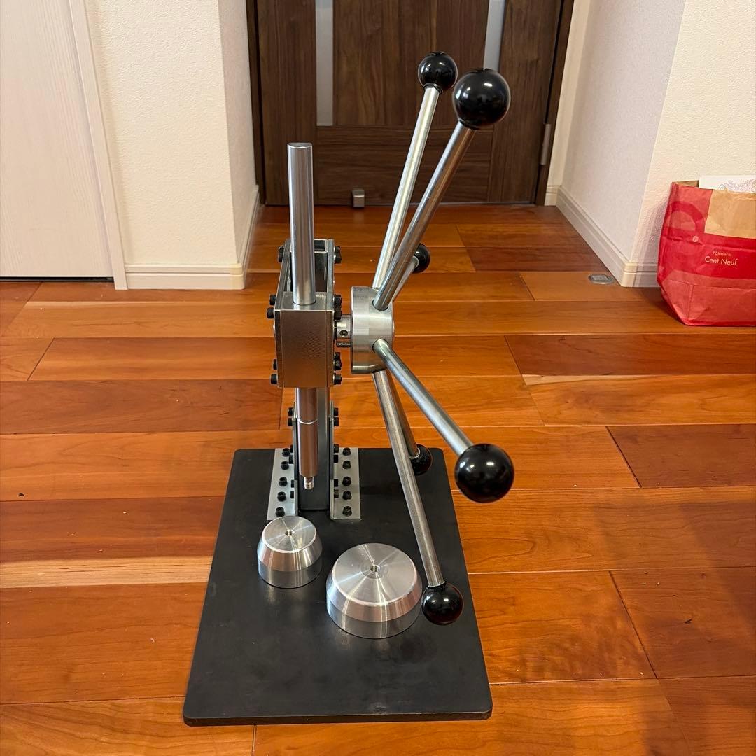 ハンドプレス機 アタッチメント付 タンディー、ハンドプレス機用アタッチメント | レザークラフト