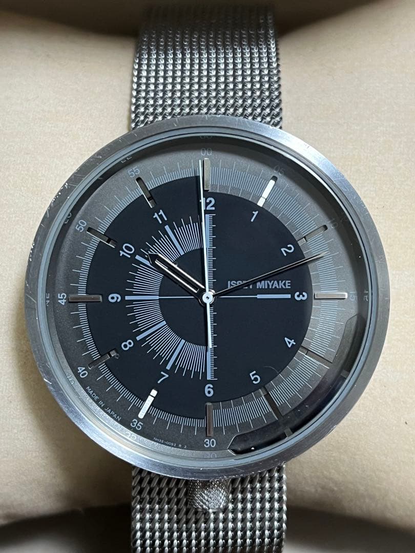 ISSEY MIYAKE ワンシックス 自動巻き 1/6 NYAK002 - メルカリ