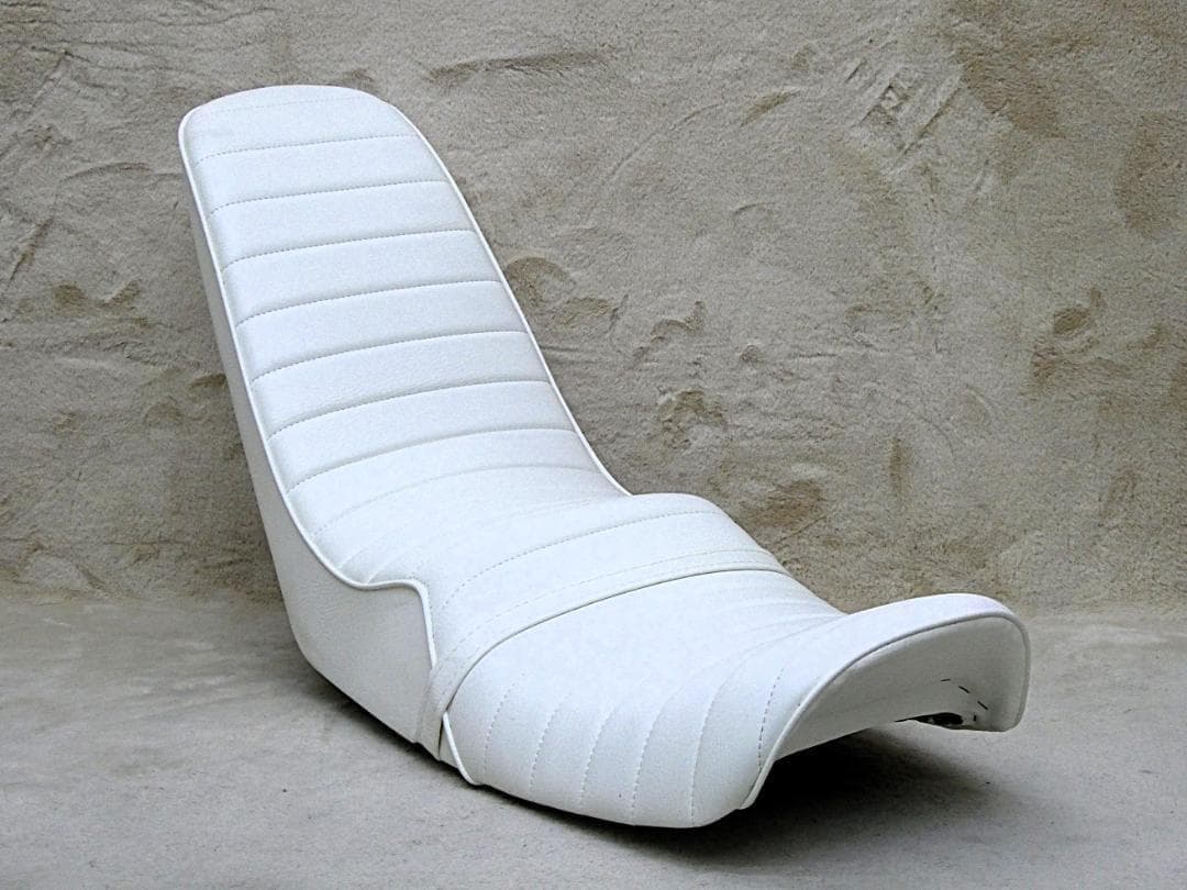 CBX400F 白皮40cm 三段シート/補強入り ホワイトCBX550F - メルカリ