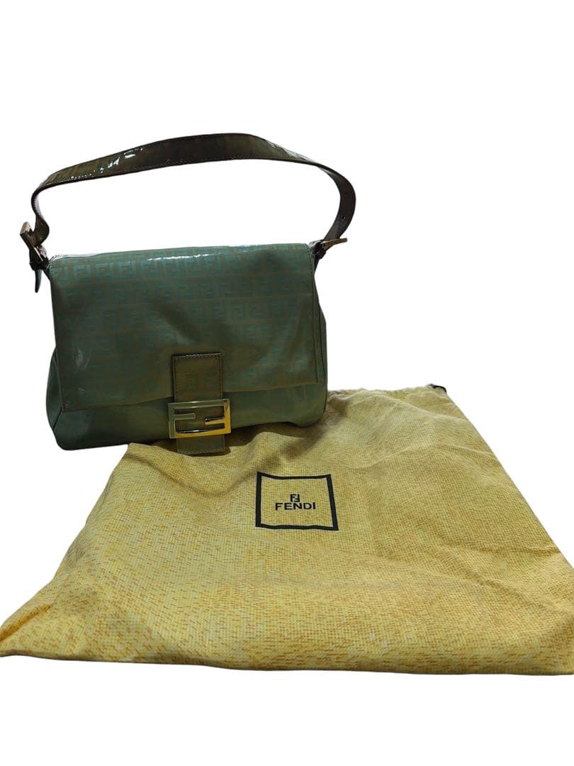 Fendi フェンディ マンマバケット ハンドバッグ 肩掛け ライトグリーン