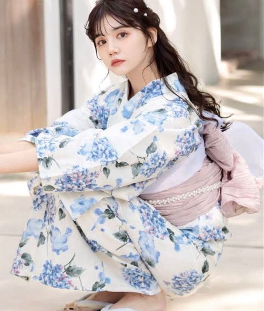 Dita 浴衣　湊色の水彩紫陽花