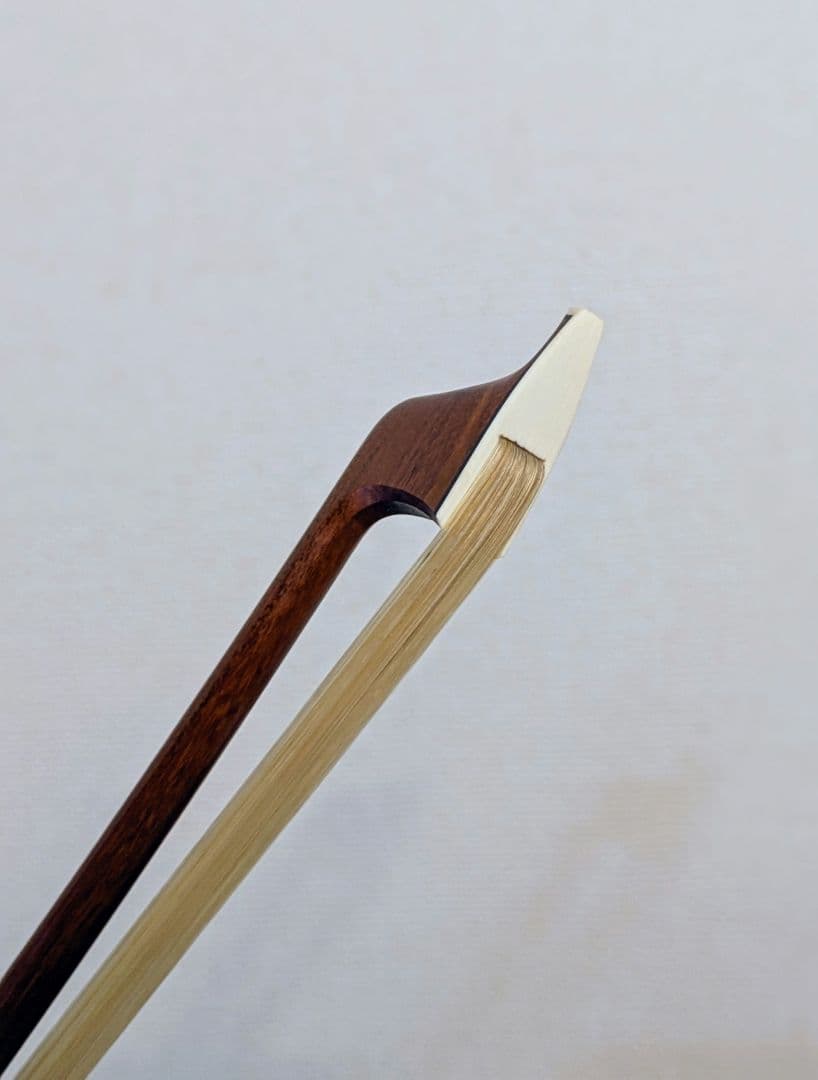 7月限定値下げ！チェロ弓 SUZUKI チェロ弓 No3350 4/4 ケース付