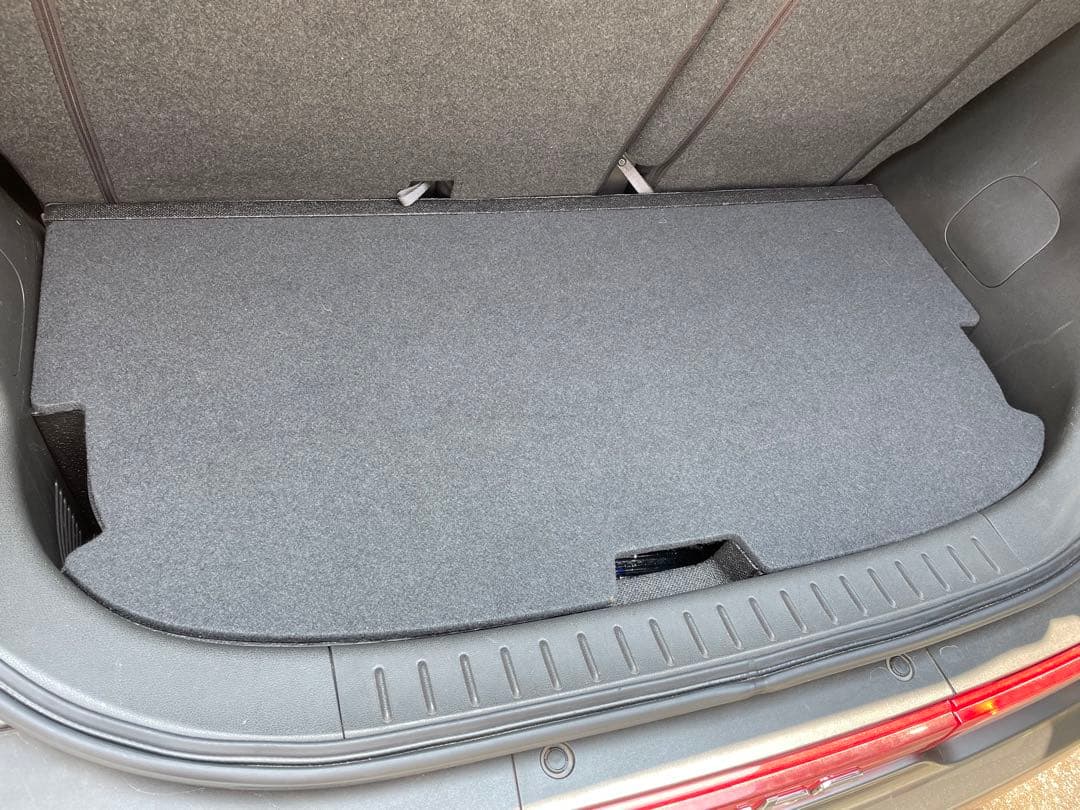 kyut kyut様専用】日産純正 Z12キューブ ラゲッジ アンダーボックス