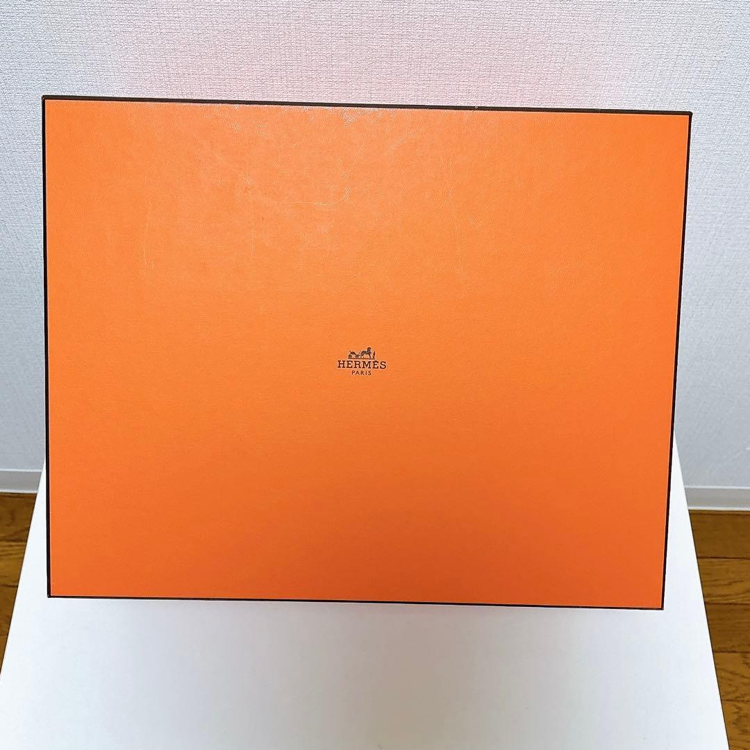 HERMES エルメス 空箱 箱型 ショッパー ギフトボックス 100サイズ エルメス 空箱 紙袋 ボックス box リボン HERMES 希少 非売品 - メルカリ