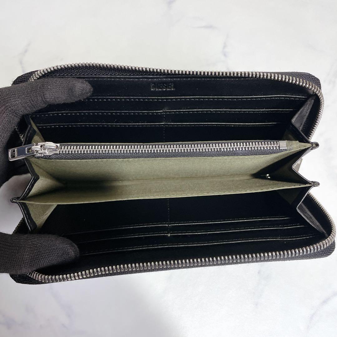 現行/美品 未使用級✨DIESEL デカロゴ ラウンドファスナー