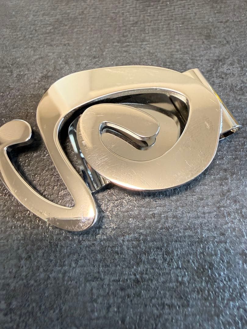 希少】Stussy Swirly S Money Clip マネークリップ - メルカリ