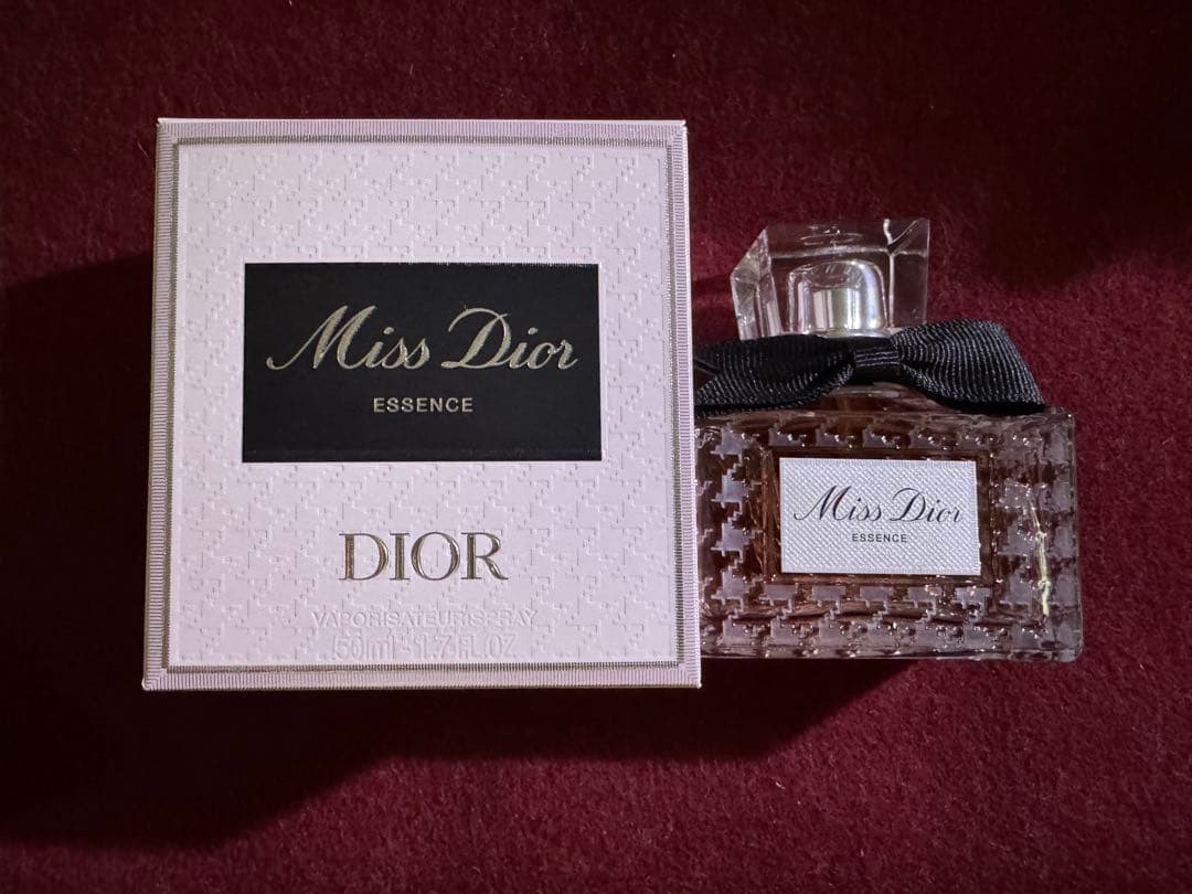 最終価格！ミスディオールエッセンス　パルファン DIOR】 ミス ディオール エッセンス- フレグランス