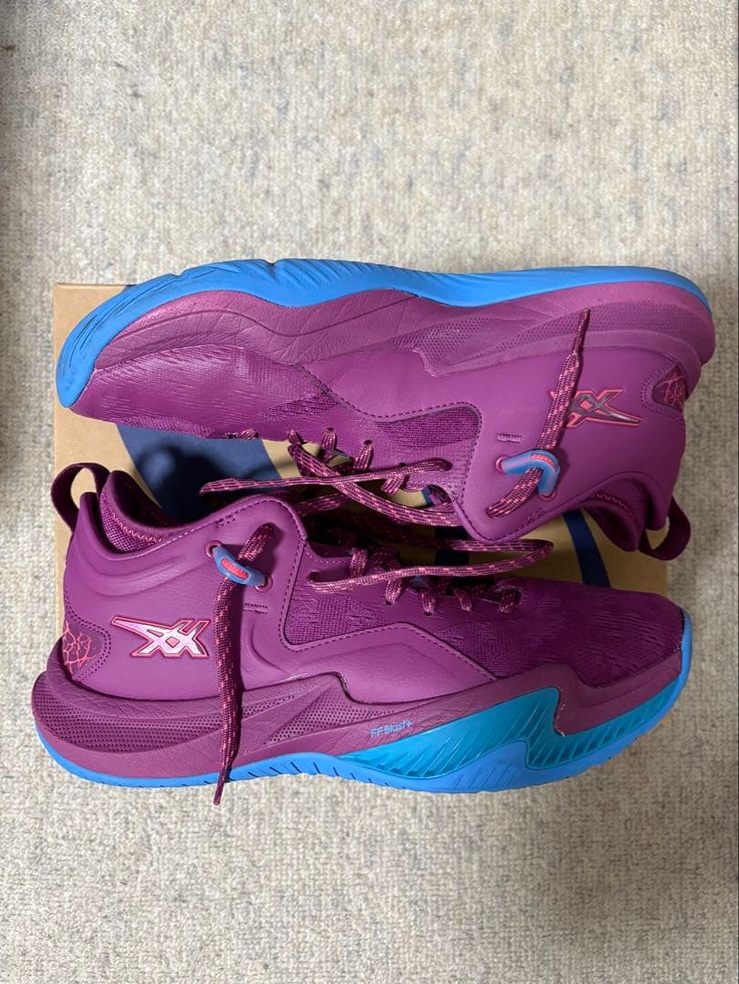 ASICS NOVA SURGE LOW 2 アシックス ノヴァサージロー2 NOVA SURGE LOW 2 | Black/Sapphire | バスケットボール | 【ASICS公式】