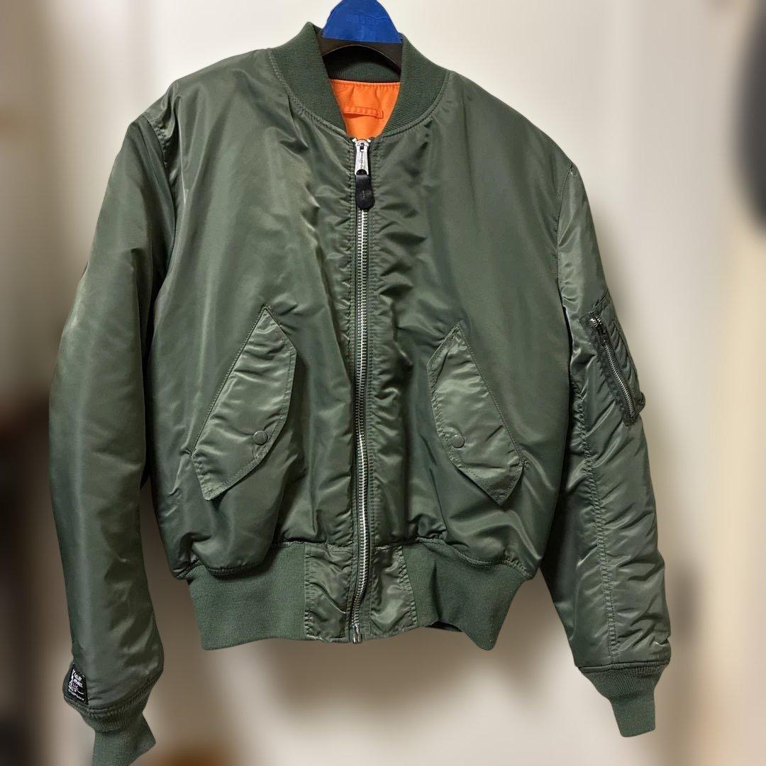 VALLEY APPAREL MA-1フライトジャケット オリーブグリーン VALLEY APPAREL（バレイアパレル） MA-1 フライトジャケット ロゴ V.A.