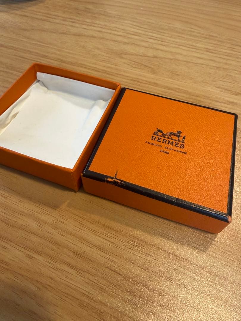 エルメス　グローブホルダー