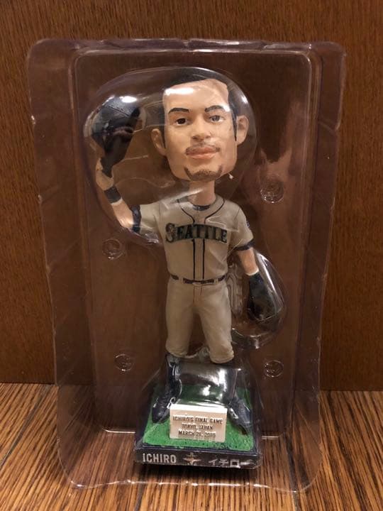 [大幅値下げ] イチロー フィギュア ICHIRO イチロー - MLB公式・限定 Collector's Bobblehead (記念台座付