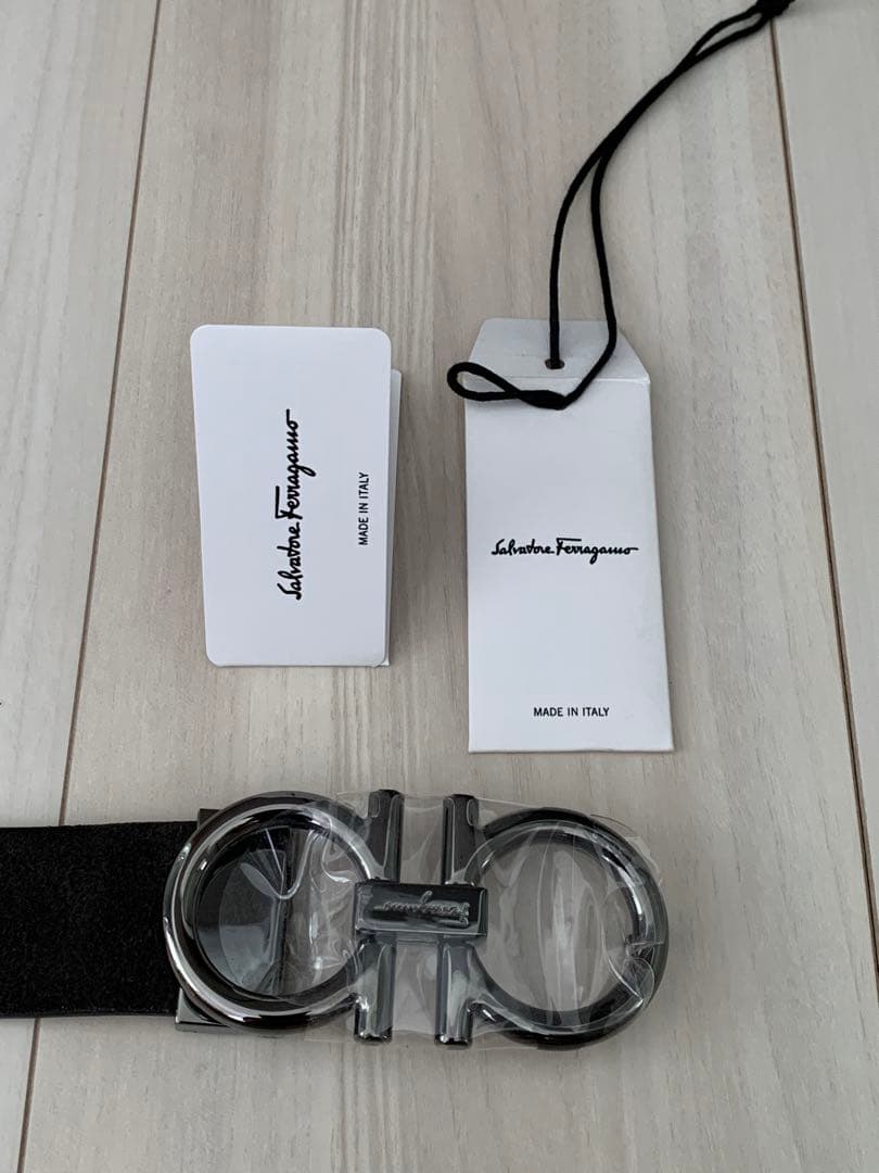 フェラガモ　Ferragamo　新品 未使用 中古・古着通販】Salvatore Ferragamo (サルヴァトーレ フェラガモ