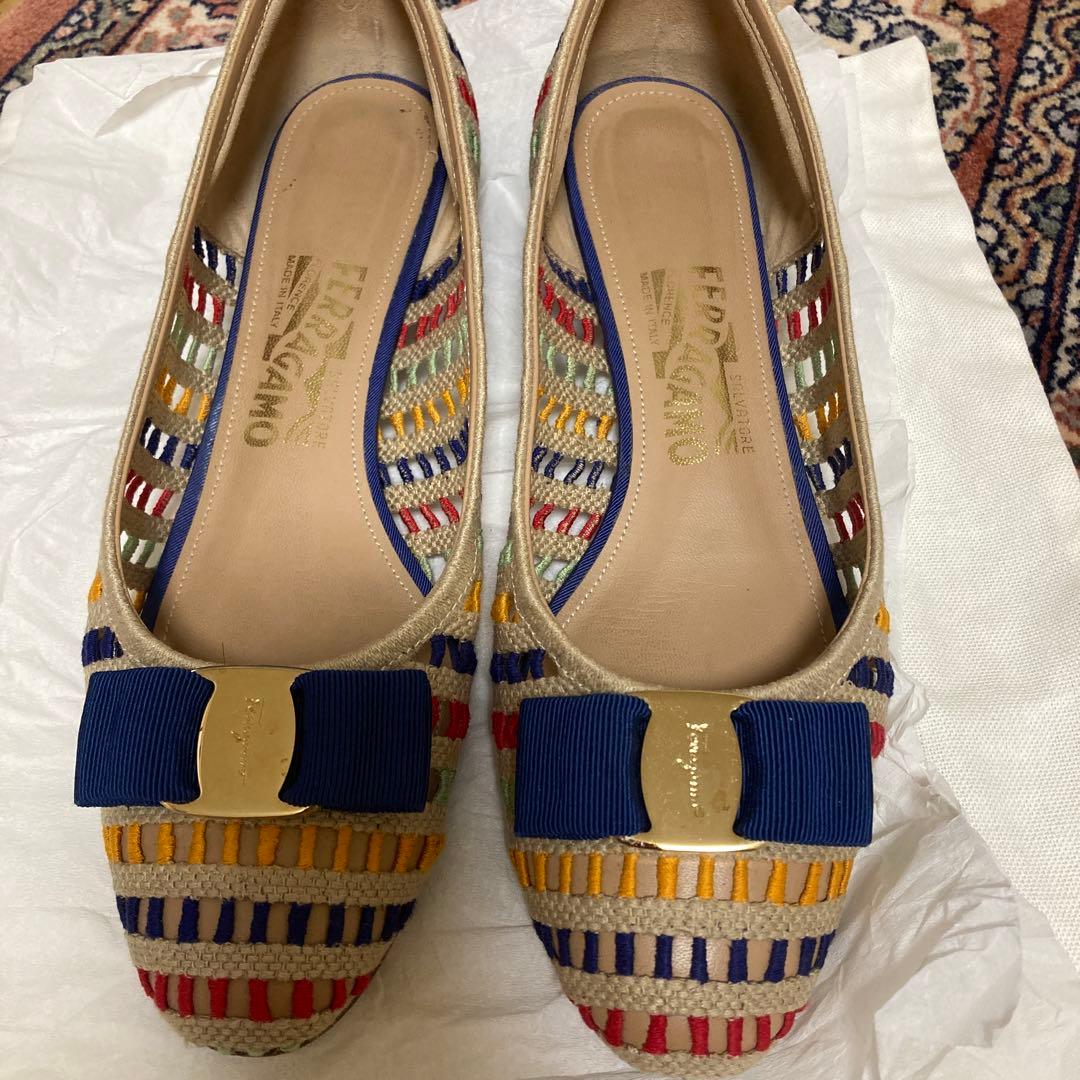 フエラガモ　靴 ガンチーニ ドライビングシューズ - メンズ | Ferragamo