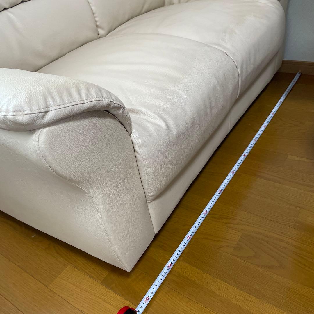✴️タイムセールお値下げ✴️2人掛けソファ オフホワイト - メルカリ
