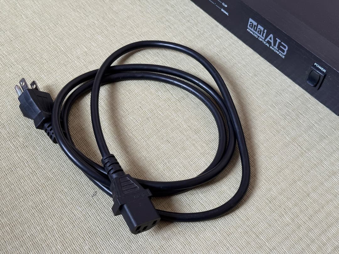 ALESIS AI3 光デジタル/アナログ変換器 ADAT/ANALOG