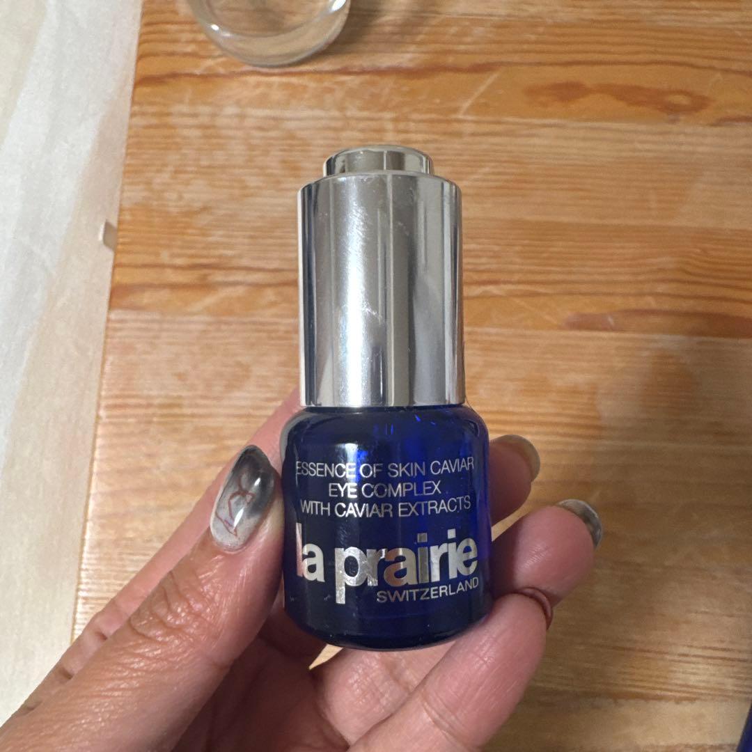 la prairie エッセンス オブ スキン キャビア アイ コンプレックス