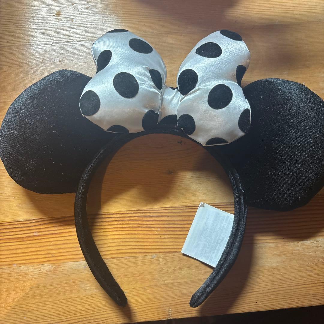 ディズニー ミニーマウス カチューシャ 白ドット - メルカリ