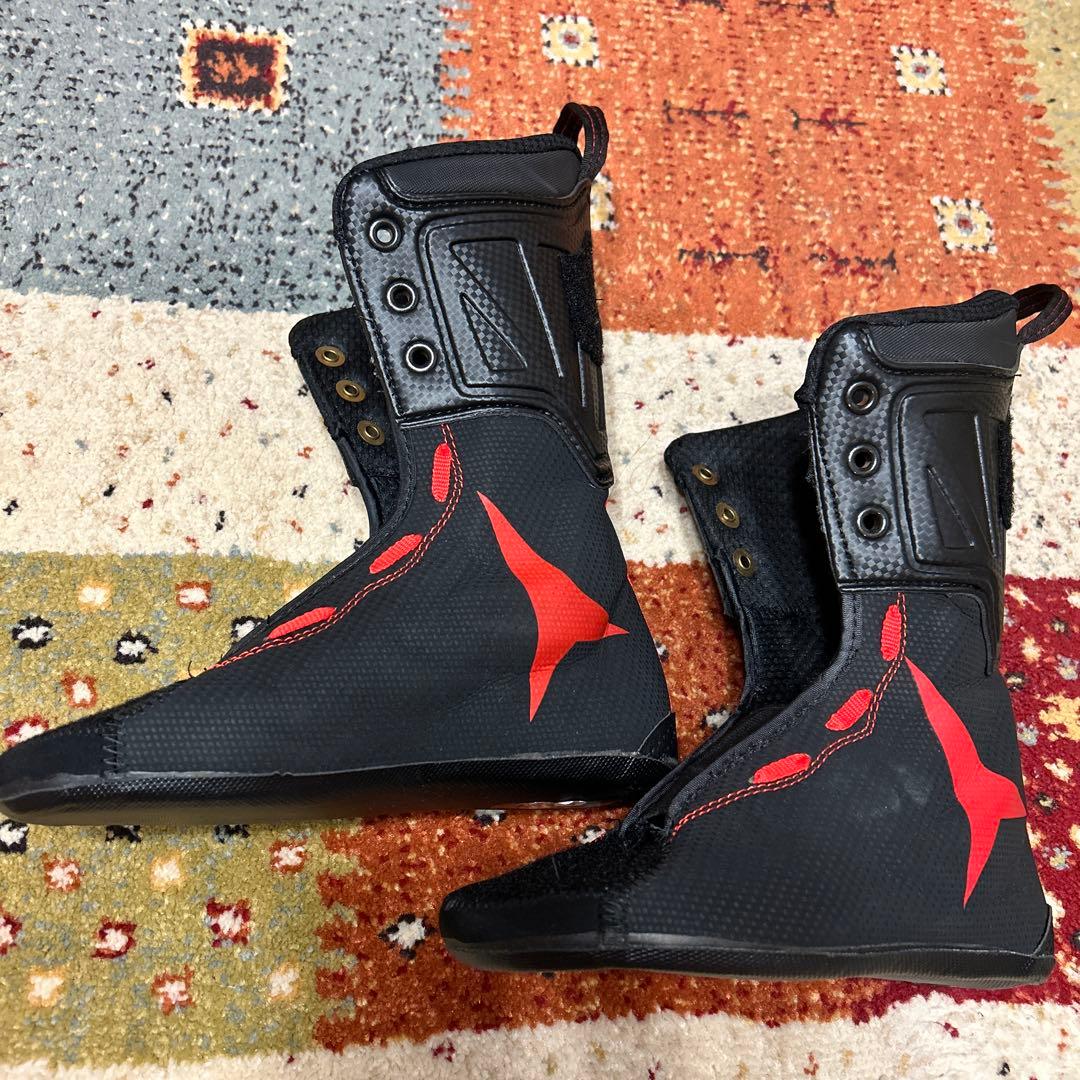 ATOMIC スキー靴 STI インナーブーツ 黒/赤 22.5㎝ - メルカリ