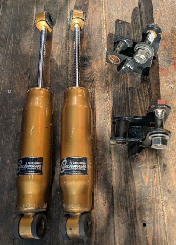 まとめ売り用ハイエース チェックマン アルティメットリアダンパー