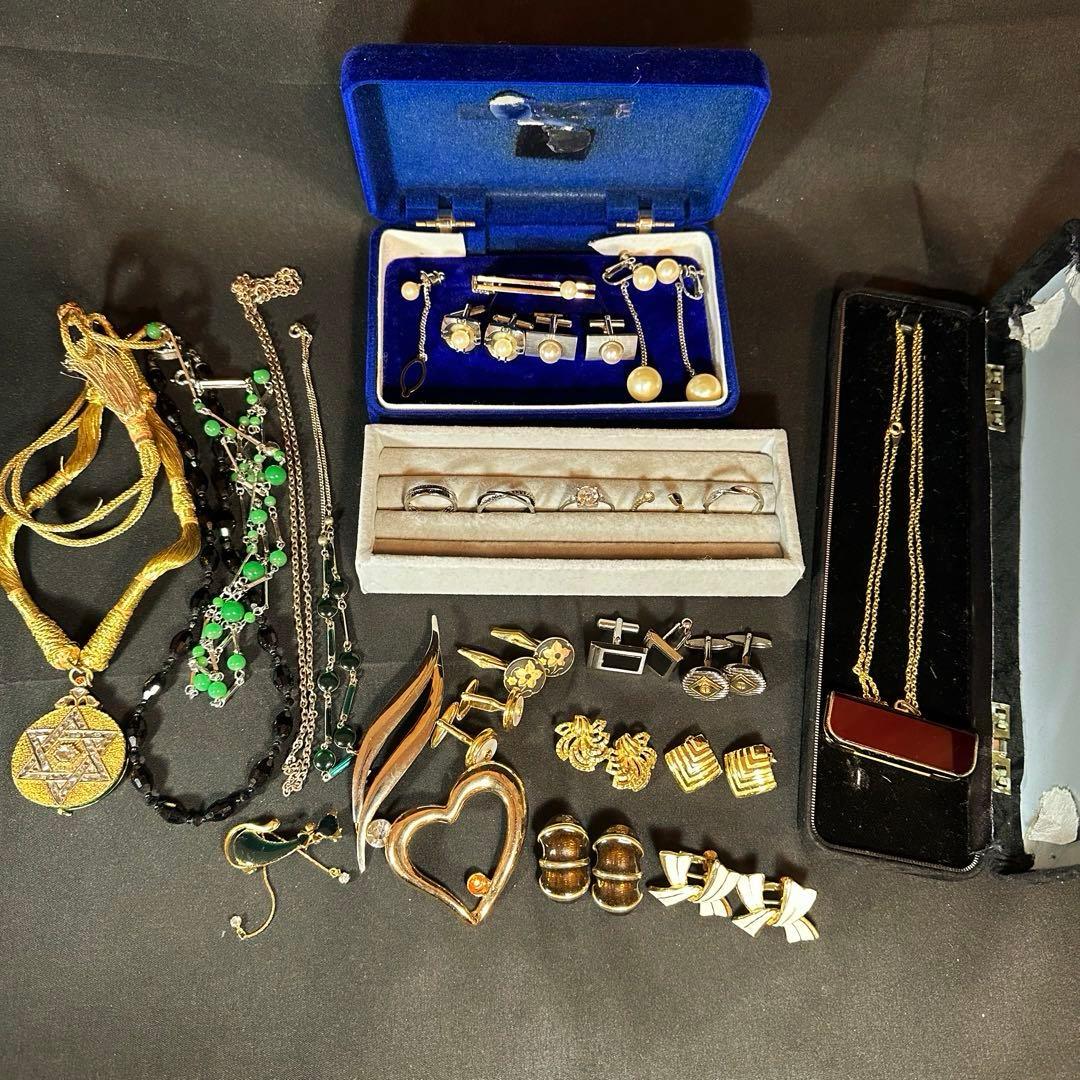 遺品整理 生前整理 アクセサリー まとめ まとめ売り - メルカリ